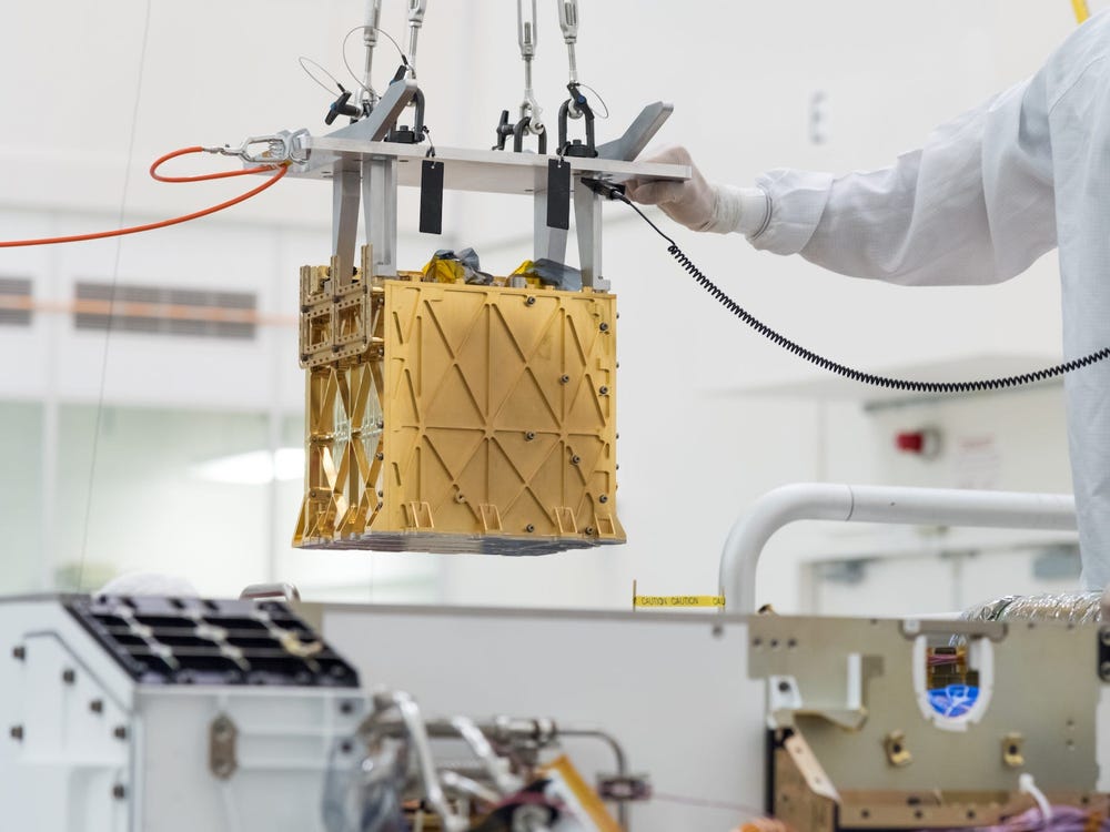 科技早报 | 特斯拉将就车主维权案提供原始数据 NASA“毅力号”成功在火星上制氧